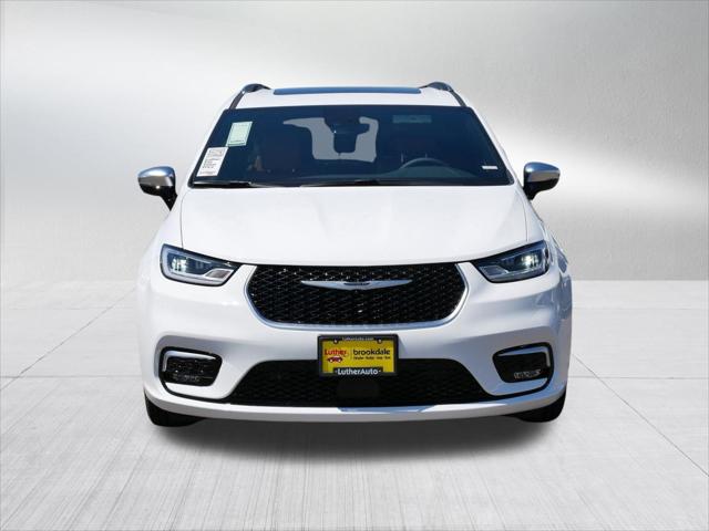 2025 Chrysler Pacifica Hybrid PACIFICA PLUG-IN HYBRID PINNACLE