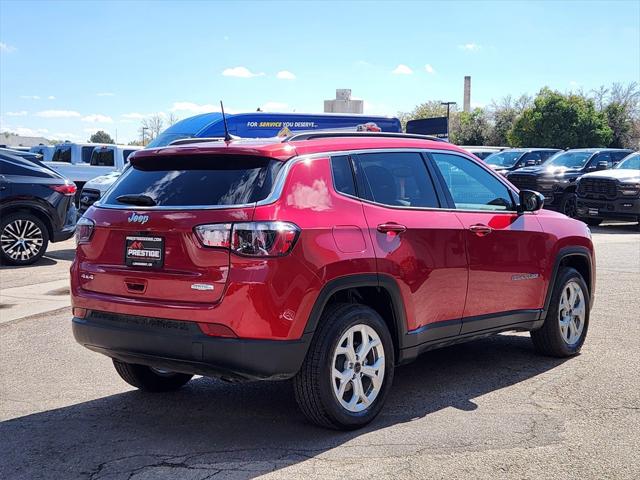 2025 Jeep Compass COMPASS LATITUDE 4X4