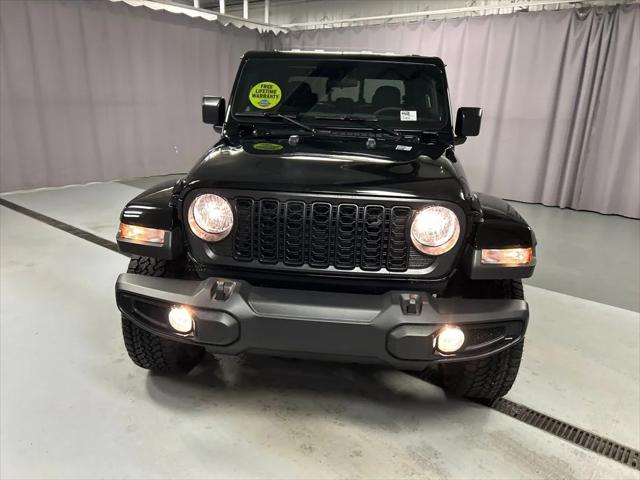 2025 Jeep Gladiator GLADIATOR NIGHTHAWK 4X4