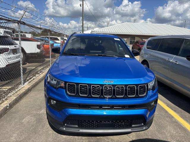 2025 Jeep Compass COMPASS LATITUDE 4X4