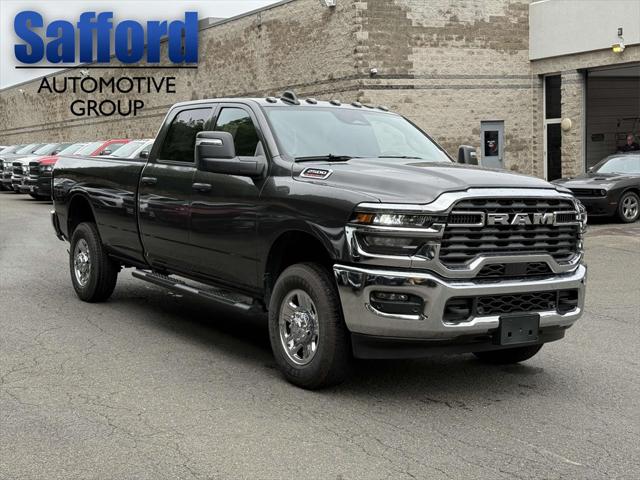 2025 RAM Ram 2500 RAM 2500 TRADESMAN CREW CAB 4X4 8 BOX