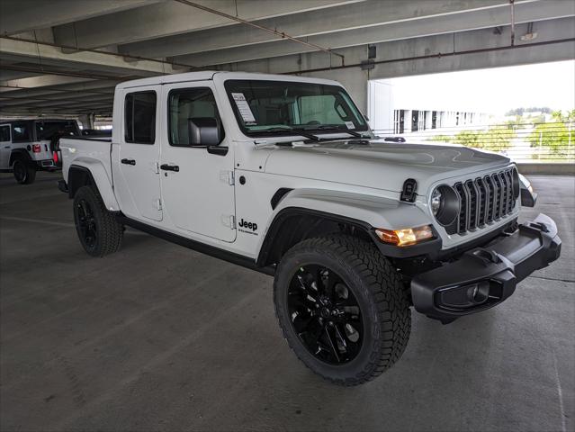 2025 Jeep Gladiator GLADIATOR NIGHTHAWK 4X4