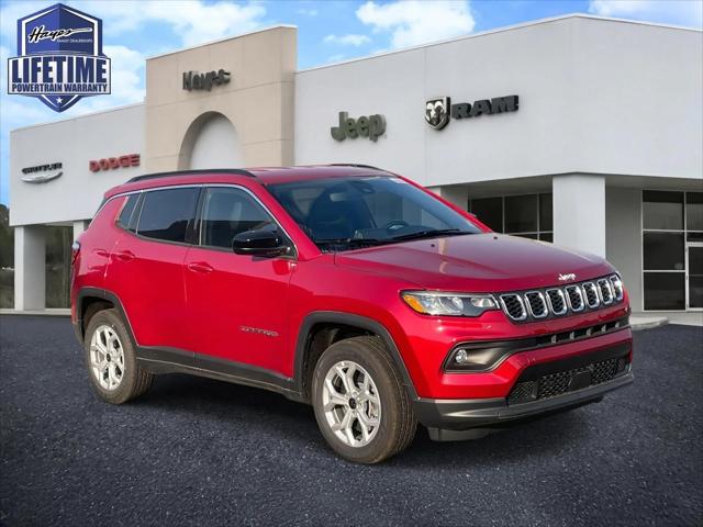 2025 Jeep Compass COMPASS LATITUDE 4X4