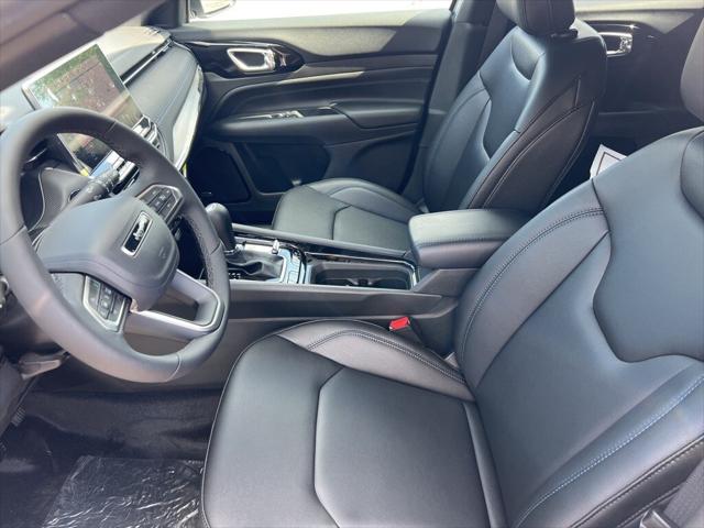2025 Jeep Compass COMPASS LIMITED 4X4