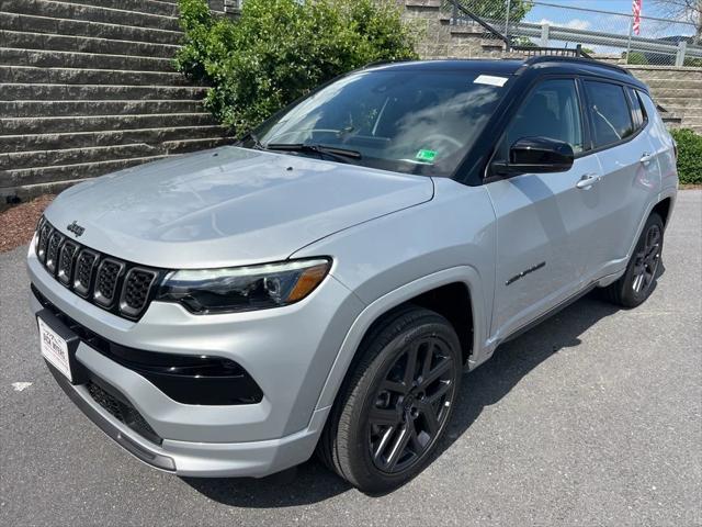 2025 Jeep Compass COMPASS LIMITED 4X4