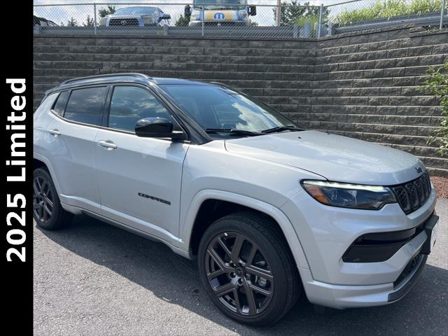 2025 Jeep Compass COMPASS LIMITED 4X4