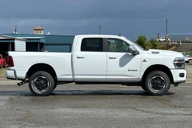 2025 RAM Ram 3500 RAM 3500 LARAMIE CREW CAB 4X4 64 BOX