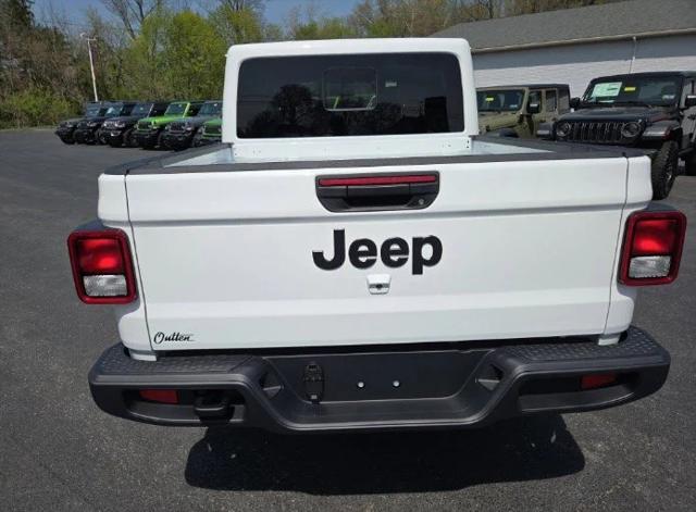 2025 Jeep Gladiator GLADIATOR NIGHTHAWK 4X4