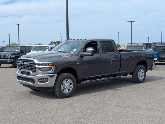 2025 RAM Ram 3500 RAM 3500 TRADESMAN CREW CAB 4X4 8 BOX