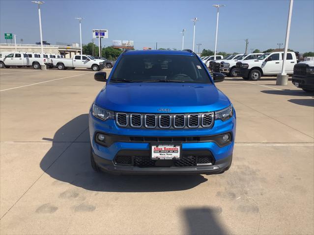 2025 Jeep Compass COMPASS LATITUDE 4X4