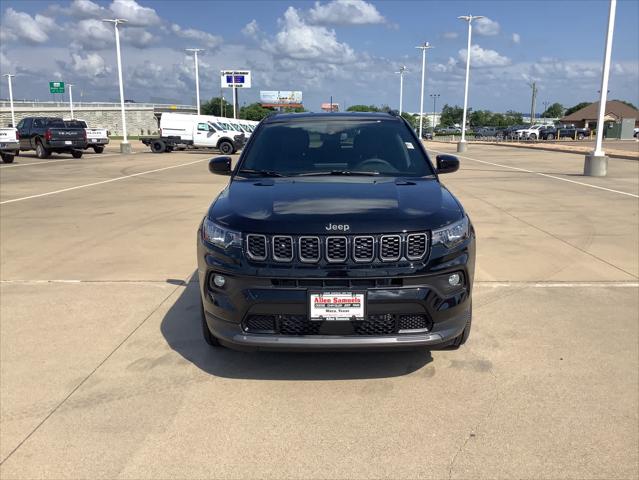 2025 Jeep Compass COMPASS LATITUDE 4X4
