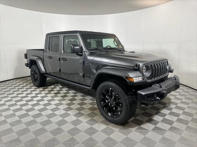 2025 Jeep Gladiator GLADIATOR NIGHTHAWK 4X4