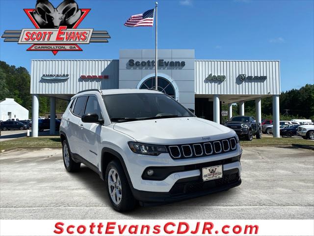 2025 Jeep Compass COMPASS LATITUDE 4X4