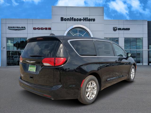 2025 Chrysler Voyager VOYAGER