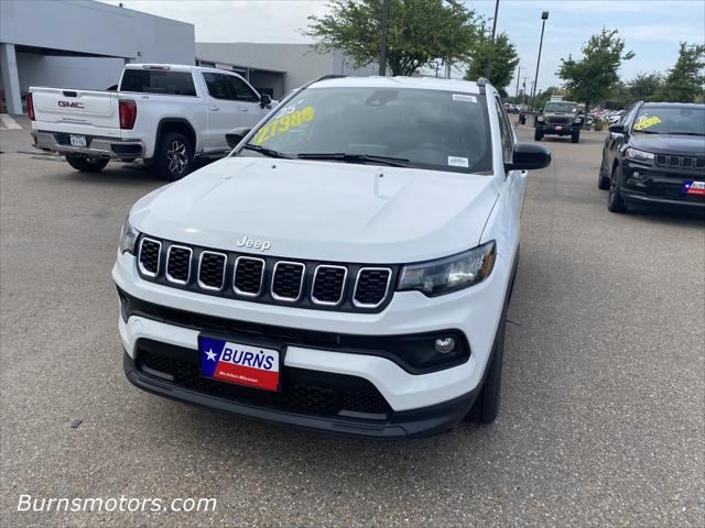 2025 Jeep Compass COMPASS LATITUDE 4X4