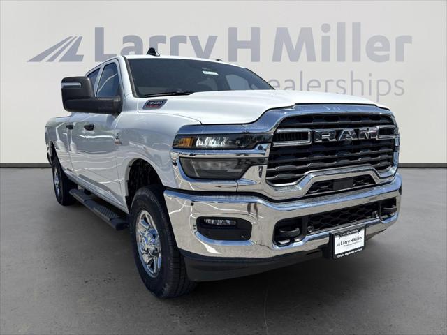 2025 RAM Ram 3500 RAM 3500 TRADESMAN CREW CAB 4X4 8 BOX