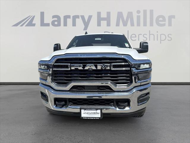 2025 RAM Ram 3500 RAM 3500 TRADESMAN CREW CAB 4X4 8 BOX