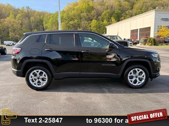 2025 Jeep Compass COMPASS SPORT 4X4