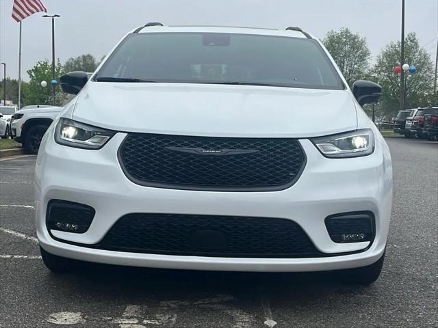 2025 Chrysler Pacifica PACIFICA LIMITED