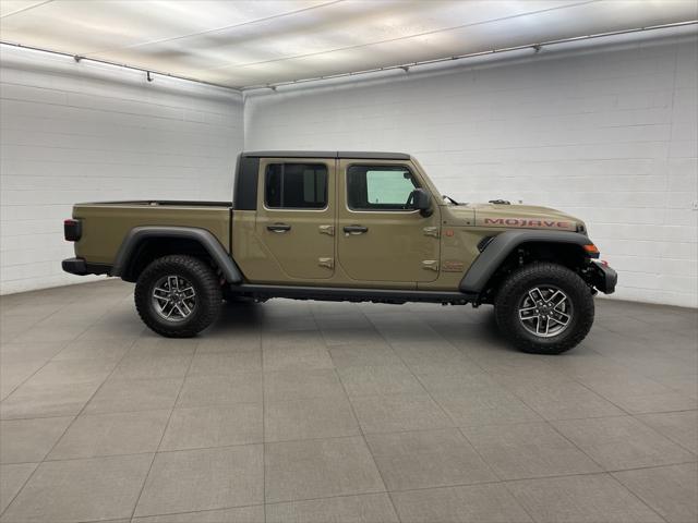 2025 Jeep Gladiator GLADIATOR MOJAVE 4X4