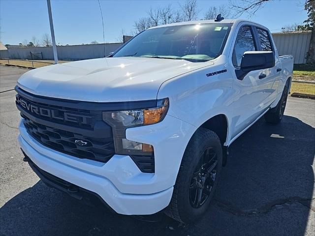 2024 Chevrolet Silverado 1500 4WD Crew Cab Short Bed Custom