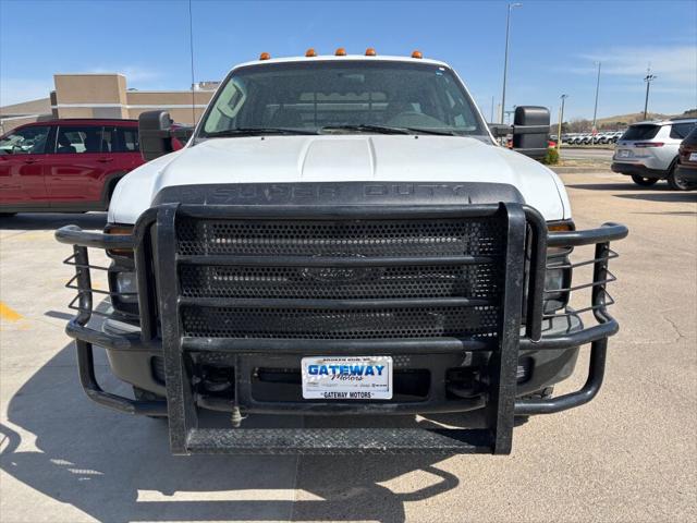 2008 Ford F-350 Chassis XL