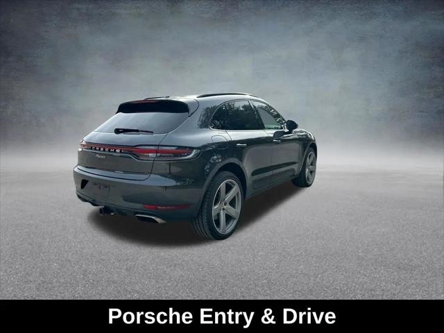 2020 Porsche Macan Standard