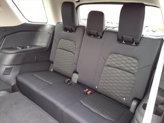 2023 Nissan Pathfinder S 4WD