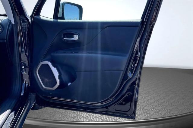 2017 Jeep Renegade Limited FWD