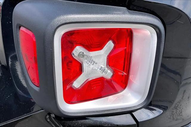 2017 Jeep Renegade Limited FWD