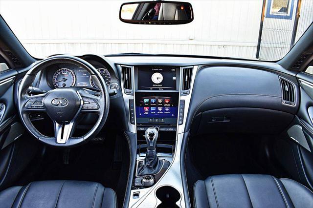 2017 INFINITI Q60 3.0t Premium