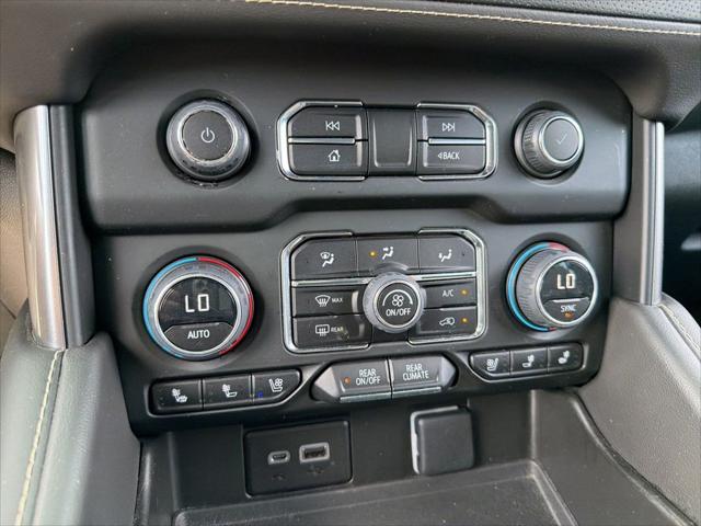 2023 Chevrolet Suburban 4WD Premier