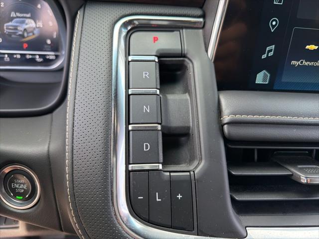 2023 Chevrolet Suburban 4WD Premier