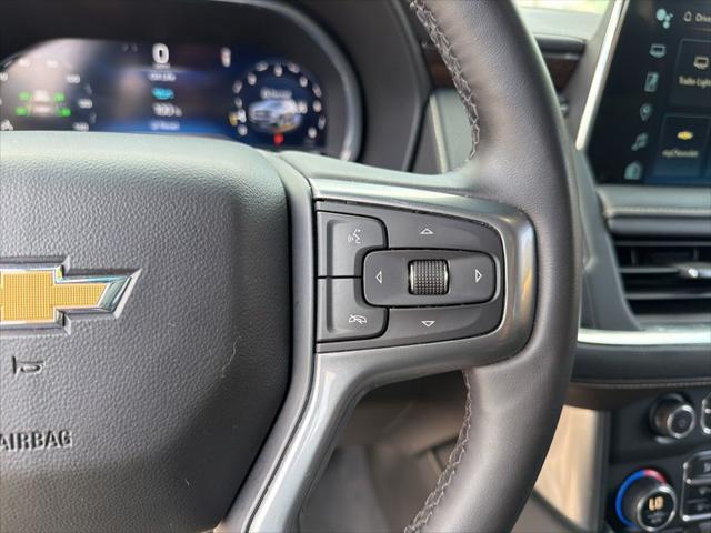 2023 Chevrolet Suburban 4WD Premier