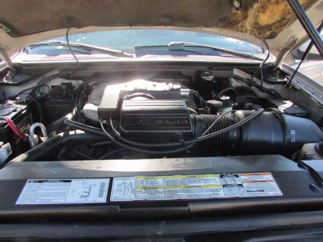 2000 Lincoln Navigator Base