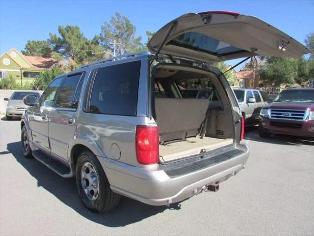 2000 Lincoln Navigator Base
