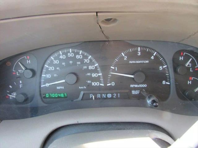 2000 Lincoln Navigator Base