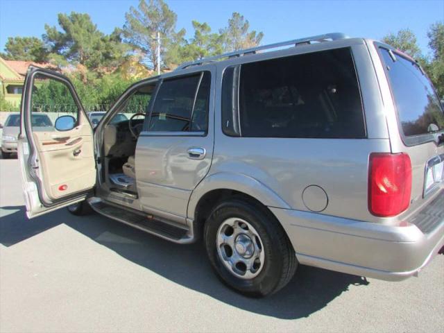 2000 Lincoln Navigator Base