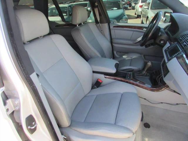 2005 BMW X5 4.4i