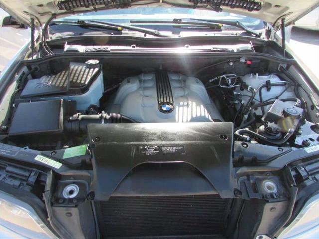 2005 BMW X5 4.4i