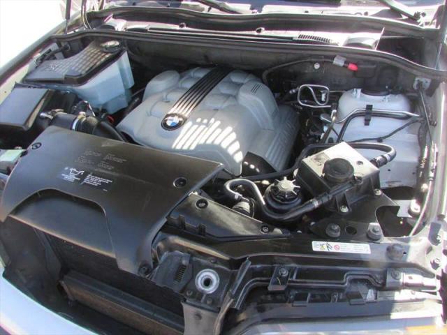 2005 BMW X5 4.4i