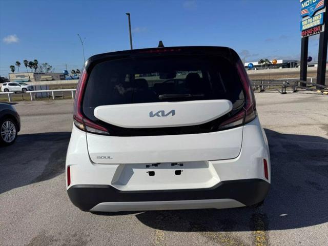 2023 Kia Soul LX