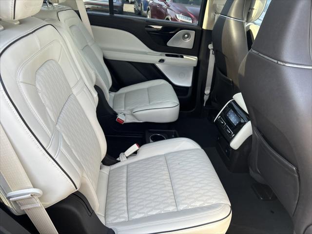 2022 Lincoln Aviator Black Label Grand Touring