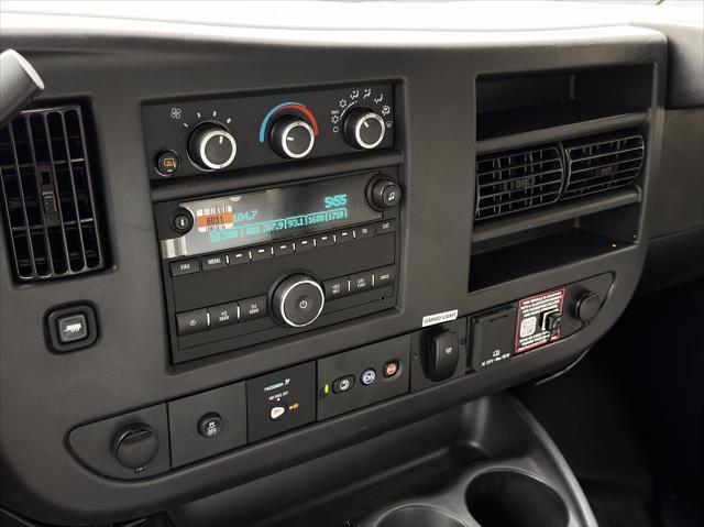 2025 GMC Savana Cutaway Work Van