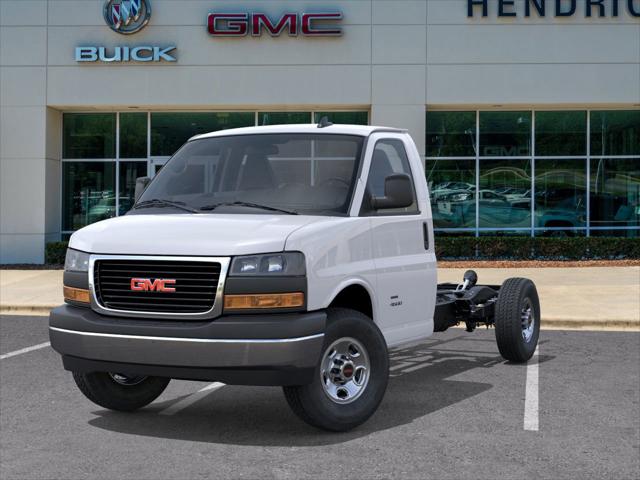 2025 GMC Savana Cutaway Work Van