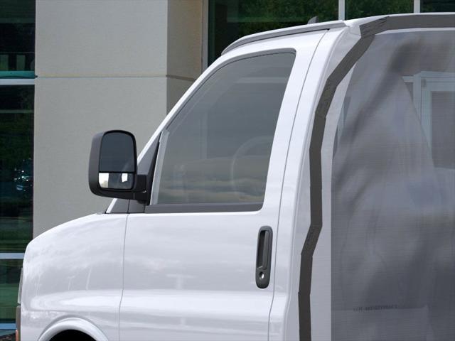 2025 GMC Savana Cutaway Work Van