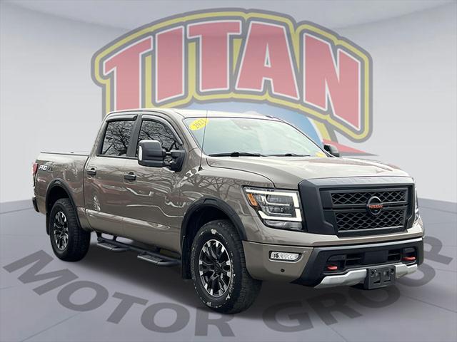 2021 Nissan TITAN Crew Cab PRO-4X 4x4 [0]