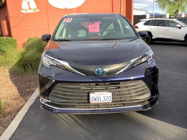 2021 Toyota Sienna XLE