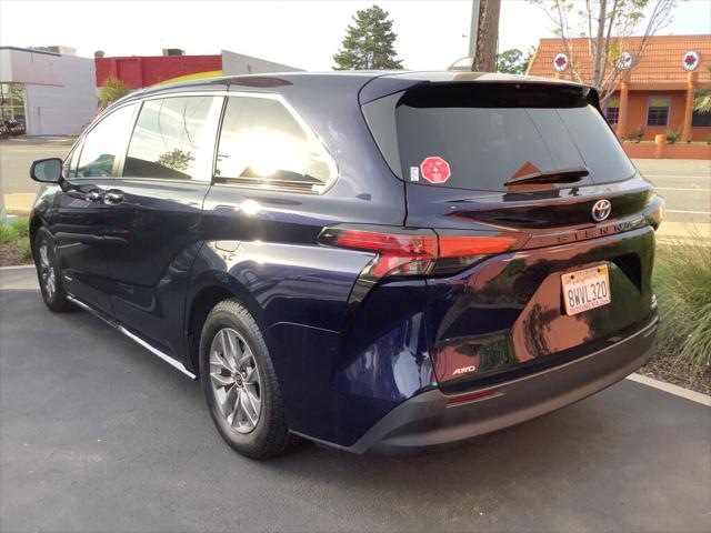 2021 Toyota Sienna XLE