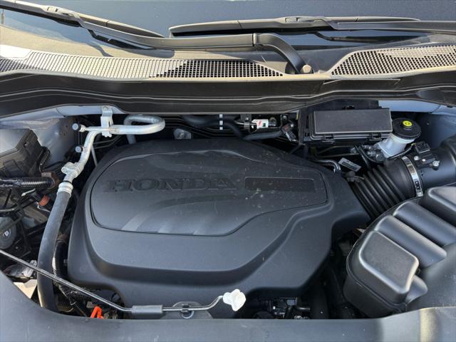 2022 Honda Pilot AWD Elite